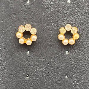 Jordache Pierced Earrings Gold Rhinestone Pearl Circle Flower Ring Soft Girl